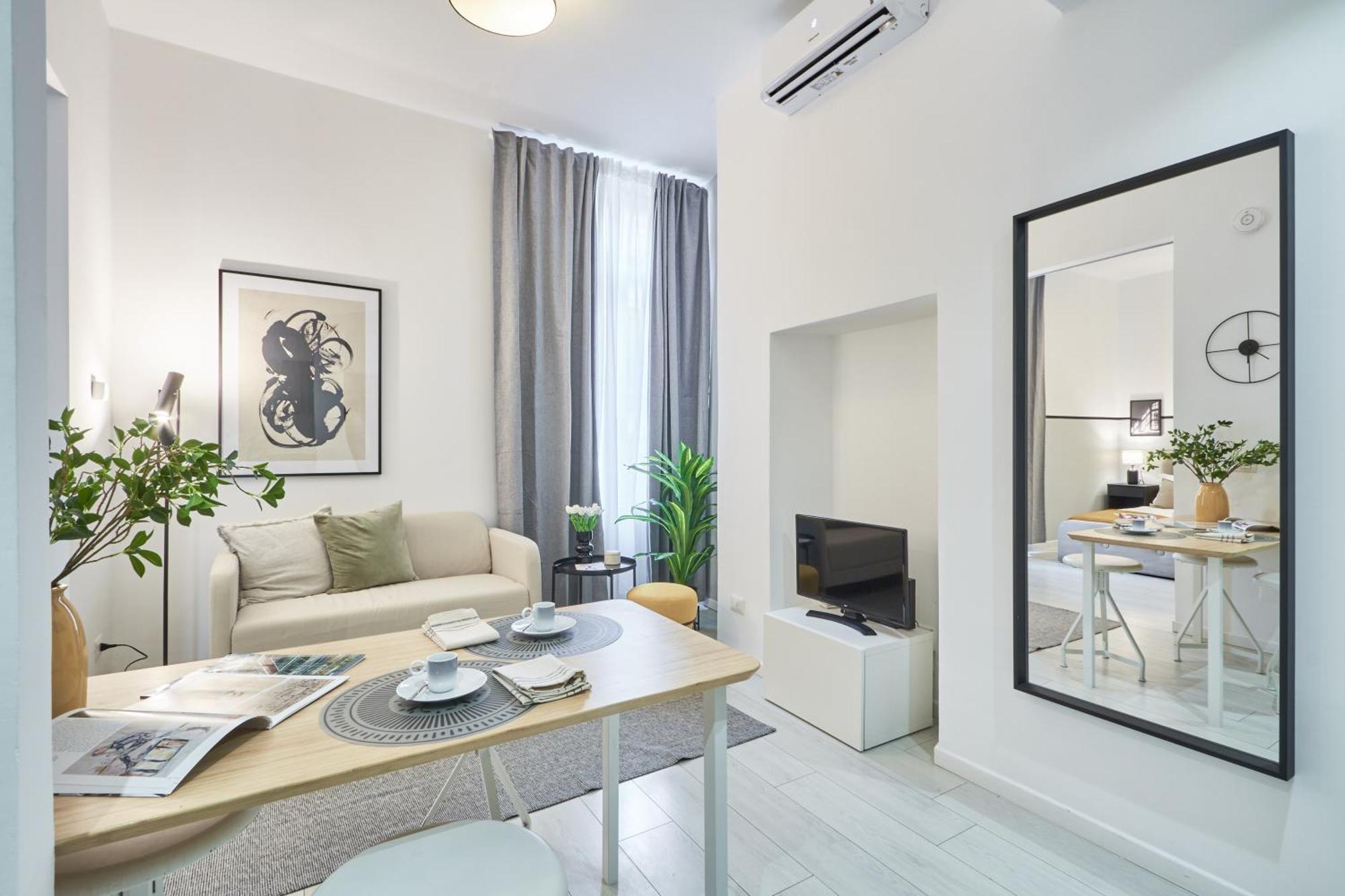 Elegante Appartamento Minimal Dai Tocchi Botanici Milan Exterior photo