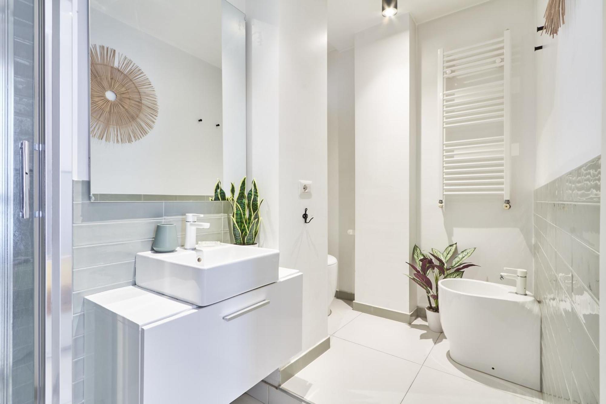 Elegante Appartamento Minimal Dai Tocchi Botanici Milan Exterior photo