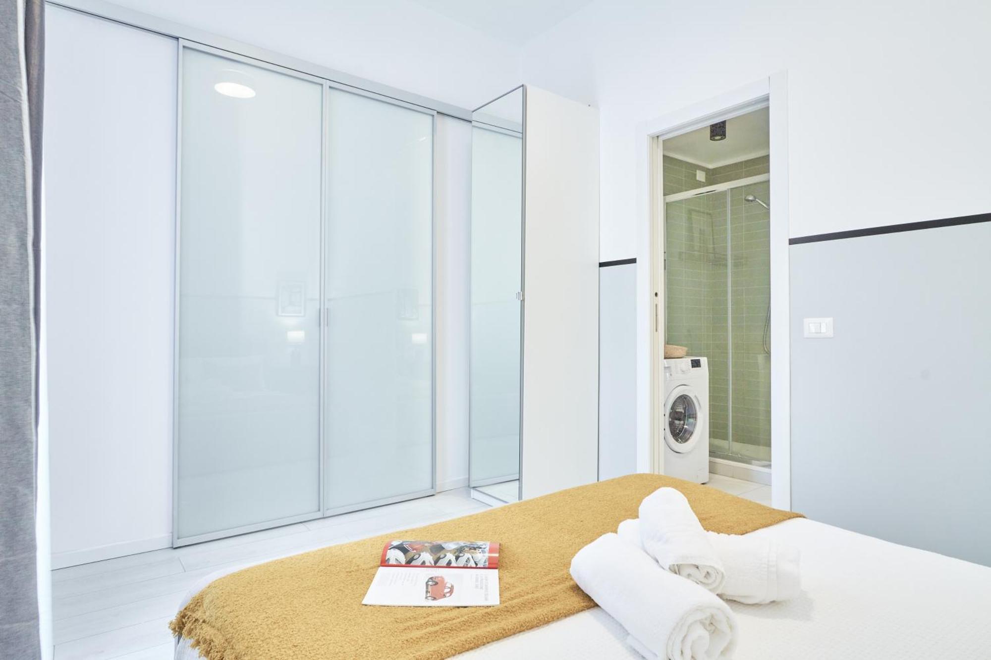 Elegante Appartamento Minimal Dai Tocchi Botanici Milan Exterior photo