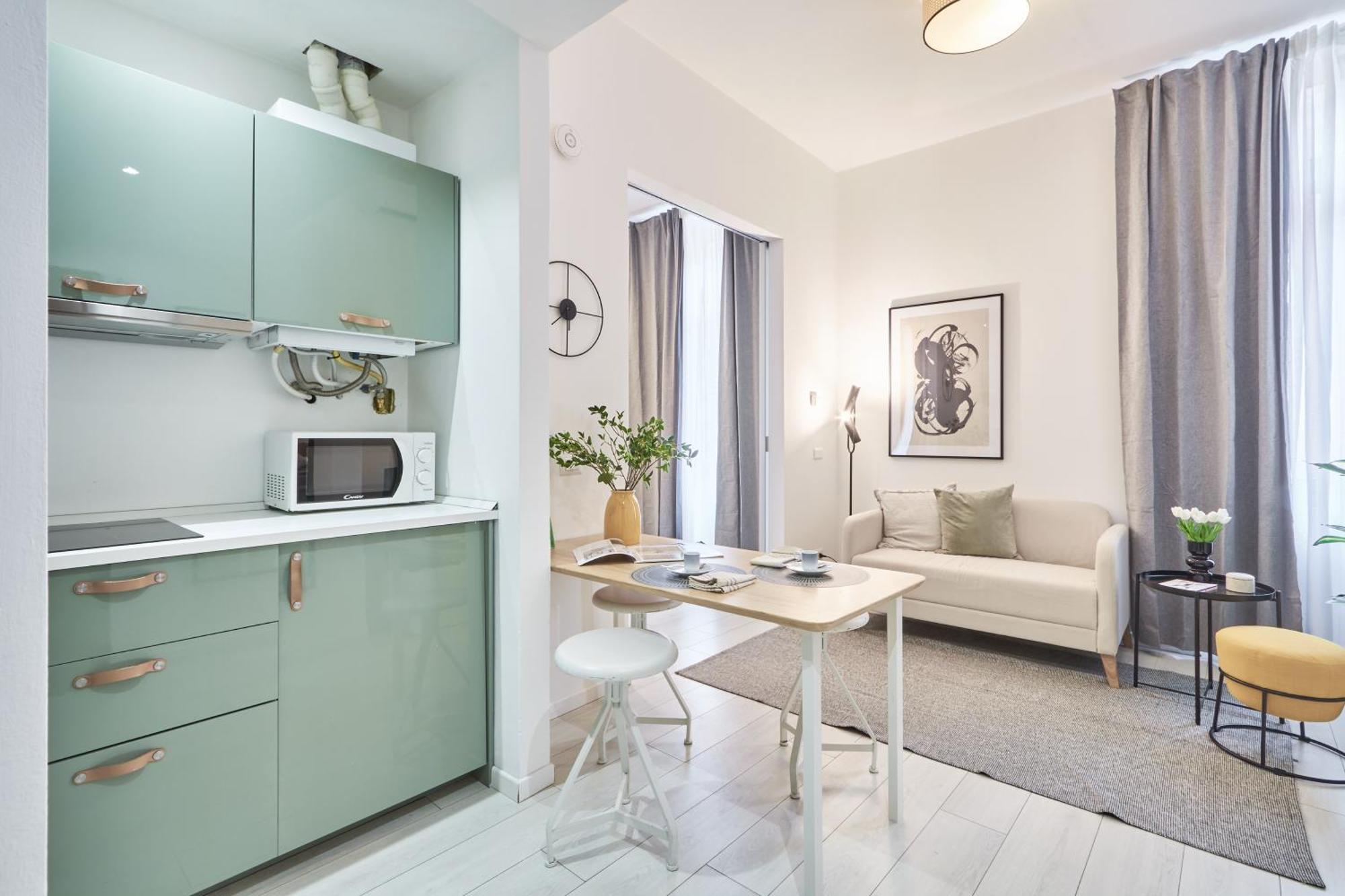 Elegante Appartamento Minimal Dai Tocchi Botanici Milan Exterior photo