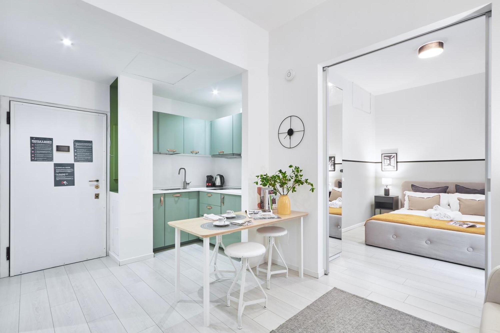 Elegante Appartamento Minimal Dai Tocchi Botanici Milan Exterior photo