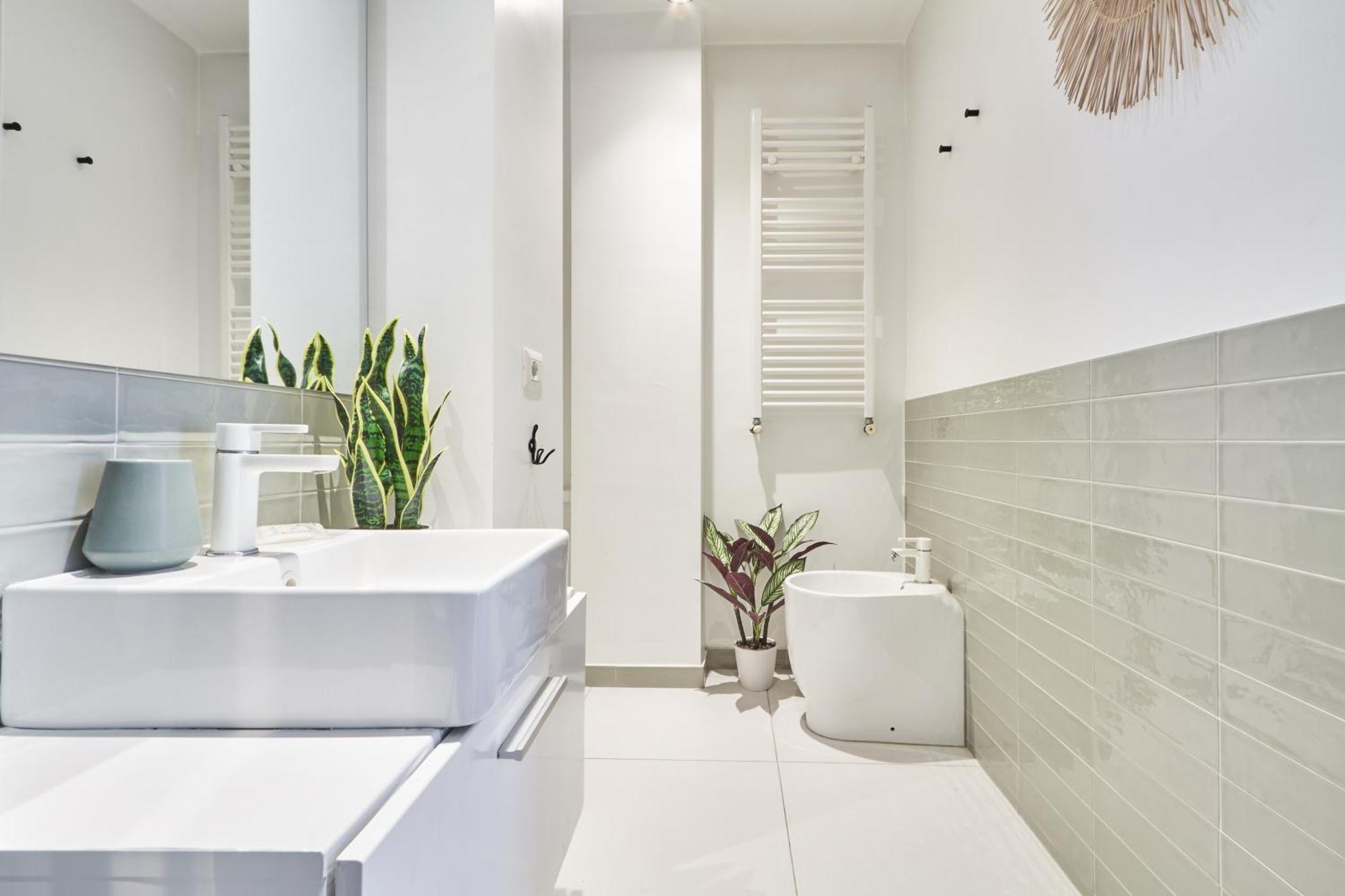 Elegante Appartamento Minimal Dai Tocchi Botanici Milan Exterior photo